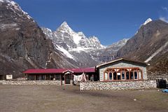 To Gokyo 2-4 Namgyal Lodge in Machhermo With Kyajo Ri